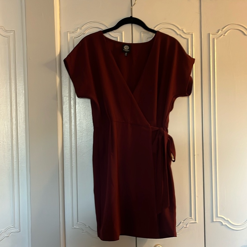 Maroon wrap dress, size MP